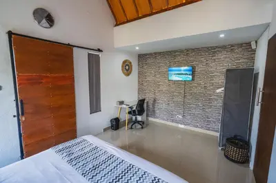 Gallery image of Tropical Villa Flintstones in Canggu