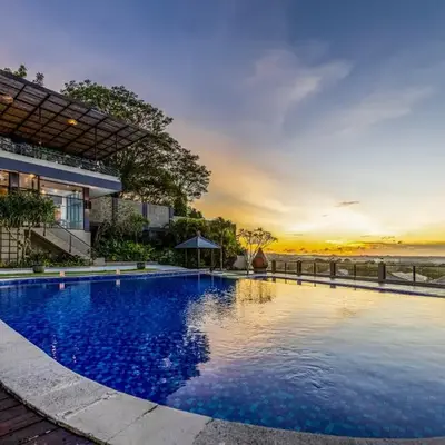 Luxotic Private Villa and Resort
