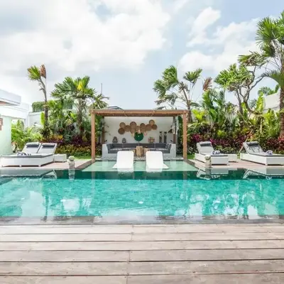 Modern 4 BR Villa 400m to the Beach in Canggu