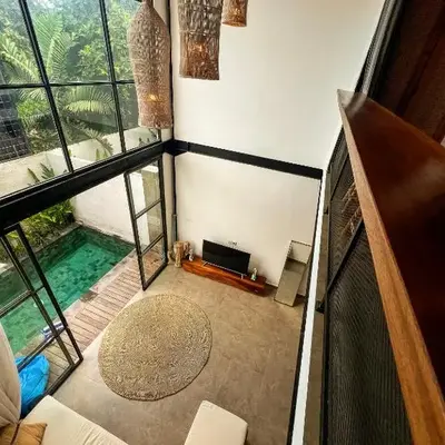 Tropical Loft Steps Away from the Beach! Hidden GEM!