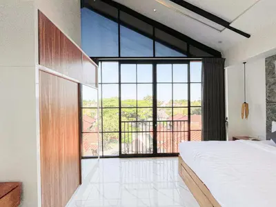 Gallery image of Villa Seminyak Loft 360 3 Bedroom By Lensa Hospitality in Seminyak