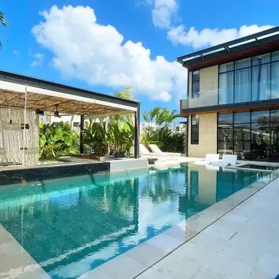 Luxury Villa Gym Pool and Gazebo