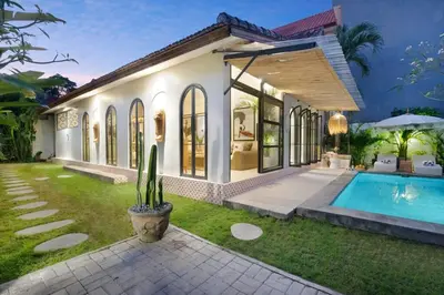 Gallery image of Villa Seminyak 3 Beds with pool, butler & parking M5 in Seminyak