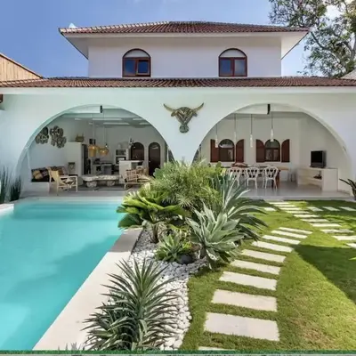 3 bedr Mediterranean vibes private pool 5min beach