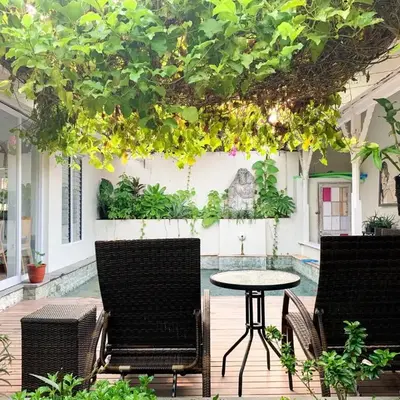 Tropical Oasis 2 BR Villa - Near Beach