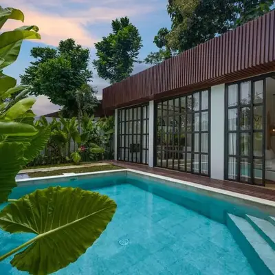 Mediterranean 2BR Villa Ellure Ember with Pool & Lush Garden