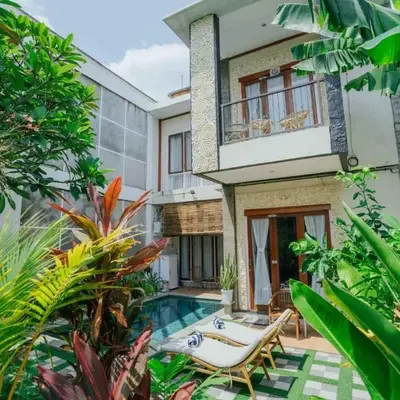 Shantia Villa 10 minutes walk to Double Six Beach Seminyak