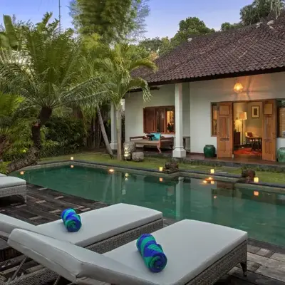 Room & Vespa 3 - Relaxing Stay Center Seminyak