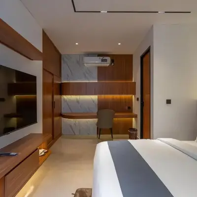 2BR Modern Suites near Airport
