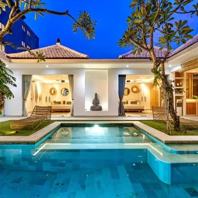 NEW 4 BDR Villa Rooftop & pool Seminyak Petitenget