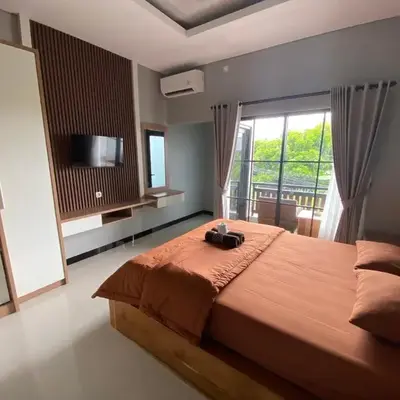Semilang House