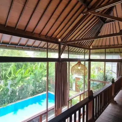 2 Minutes Walk to the Beach 3BR Retreat Villa