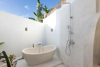 Gallery image of NEW! Villa Lyalya - 1BR Villa in Kerobokan in Seminyak