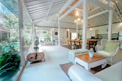 Gallery image of Villa Mesare Umalas in Canggu