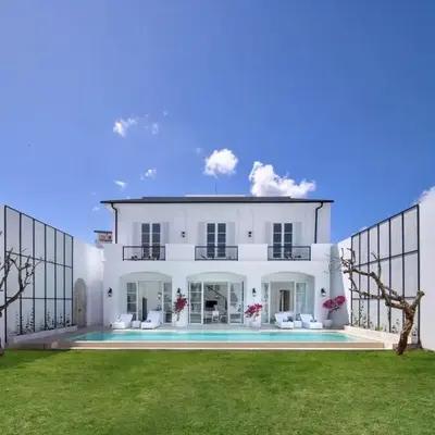 Colonial House 4BR Villa Ocean View in Berawa