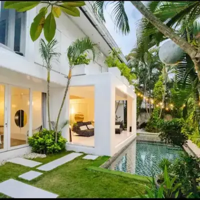 Villa with 2 Bedrooms & Private Bathrooms near to the beach Seminyak