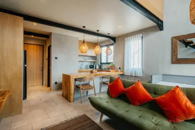 Gallery image of Apartment X - 1BR Mezanine in Bumbak near Canggu in Canggu