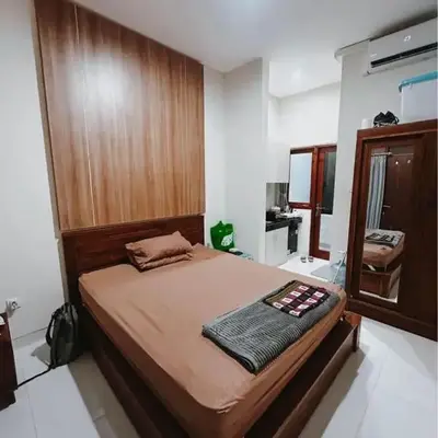 Room Close to Seminyak - Cozy & Strategic Stay