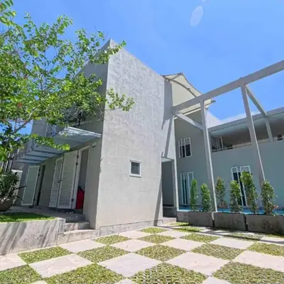 Naiika villa