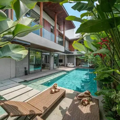 Akar & Daun - NEW! 8BR Villa Haven