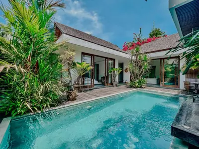 an image of a swimming pool in a villa at Umalas cozy 3 Bedrooms private pool villa in Kerobokan