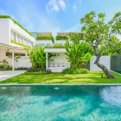 Yahira Stunning Garden 5 BR Private Pool Villa