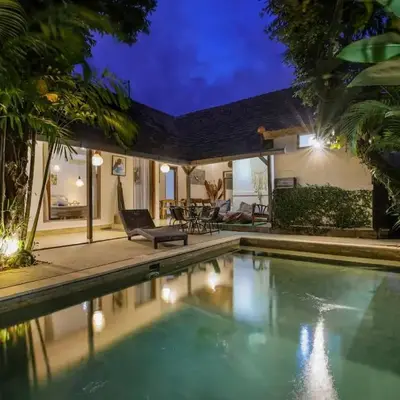 Legian Beach Villa - 3-room open villa