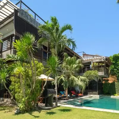 NicoNico Mansion by Villa Finder