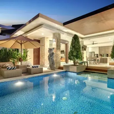 Villa J Deluxe