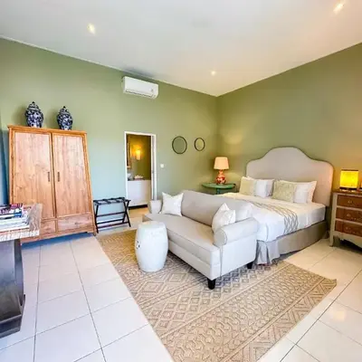 Room Sweet Room - Seminyak Center