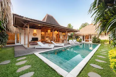 an image of a villa with a swimming pool at Renovated Villa Aksara Oberoi, 700m to Beach in Seminyak