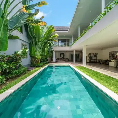 Villa Paloma - Chic Tropical Garden Villa with Outdoor Pool