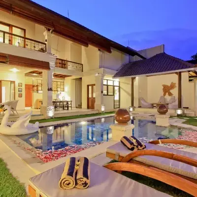 UMA LIMA VILLA - 7Min Beach Access - 10min to Canggu