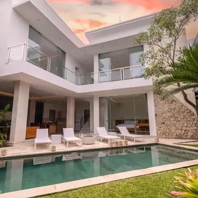 Villa Kusamakura Seminyak