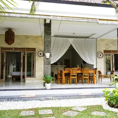 Villa Polly