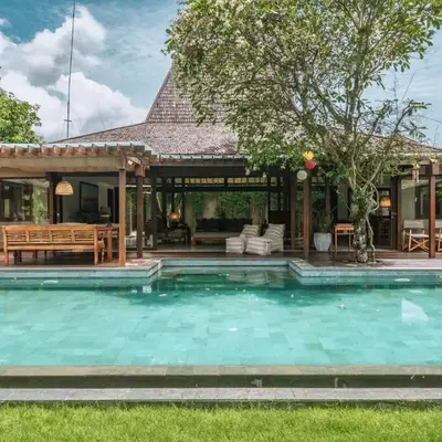 Villa Amore - Elegant 4-br Villa close to the beach