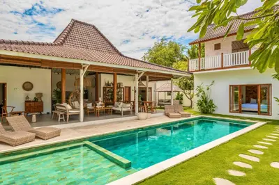 an image of a house with a swimming pool at Villa Folie by Alfred in Bali in Seminyak